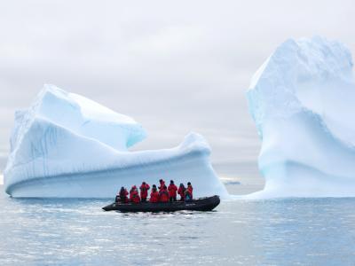 Круиз к Антарктическому полуострову